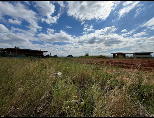 558M² VACANT LAND FOR SALE IN SIBAYA PRECINCT